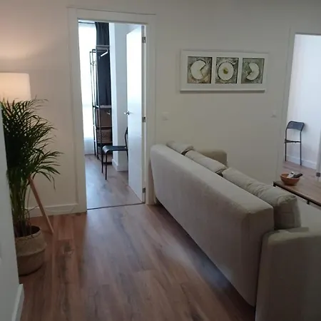 Gmc Turistics - Paseo Maritimo Apartman