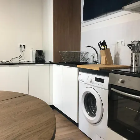 Gmc Turistics - Paseo Maritimo Apartman *
